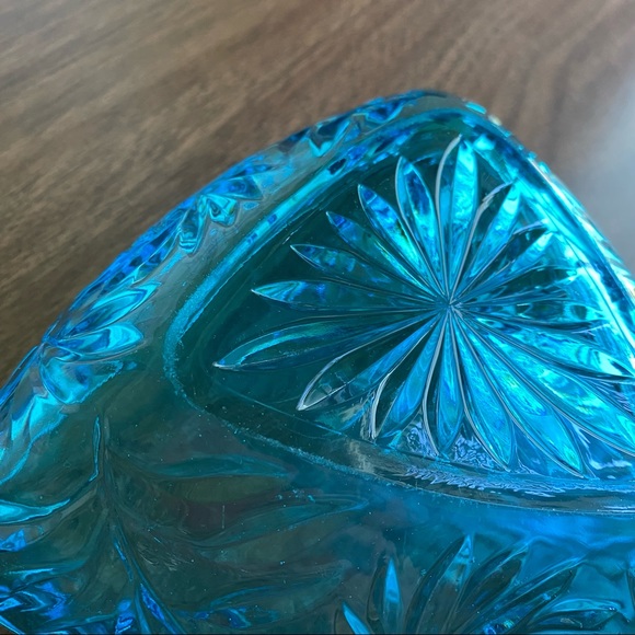 Vintage Aqua Glass Triangle Candy Dish - Hazel Atlas Pattern 6045 Stars Dish - Picture 7 of 7